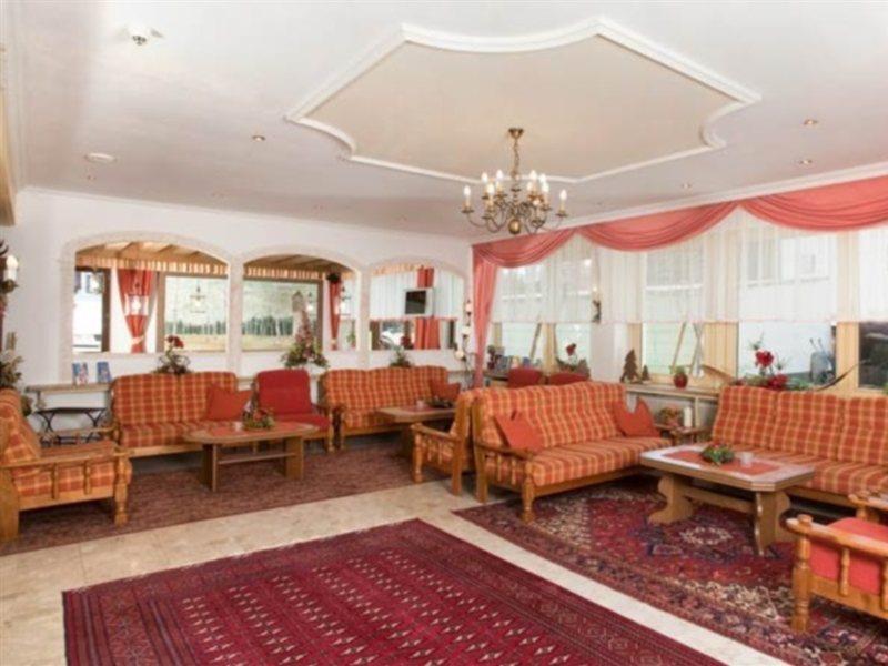 Hotel Schoenegg 3*