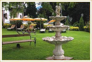 Schoenegg Hotel 3*